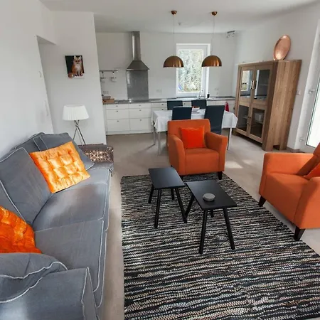 Das Gelbe Haus 1 * Winterberg